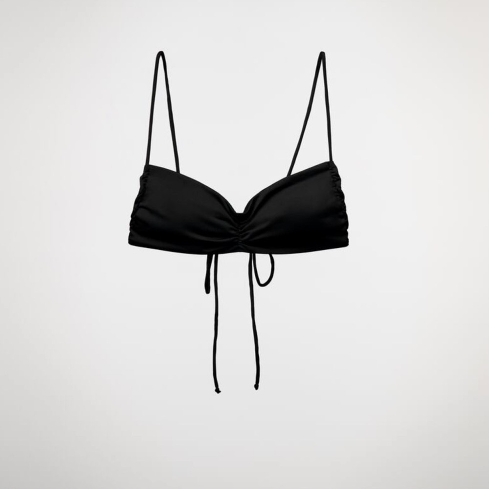 NWT!! Zara ruched bikini top